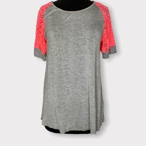 12pm by Mon AMi gray and hot pink sleeve shirt size large